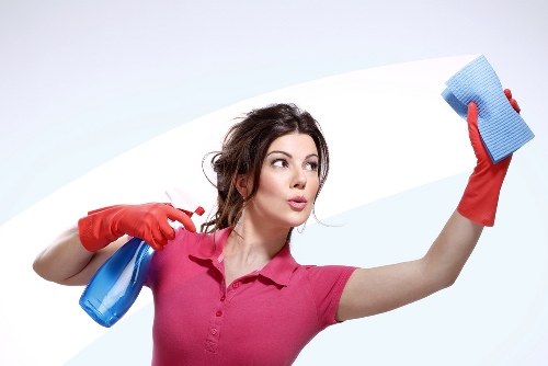 Targeted odour removal treatment for carpet and upholstery